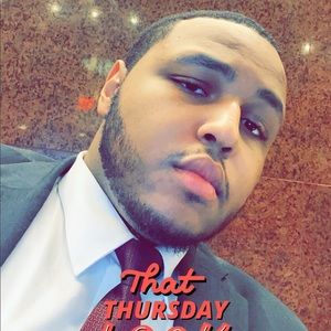 Meet your Posher, Ari